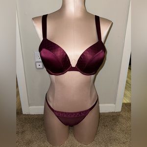 Quilted Victoria’s Secret set